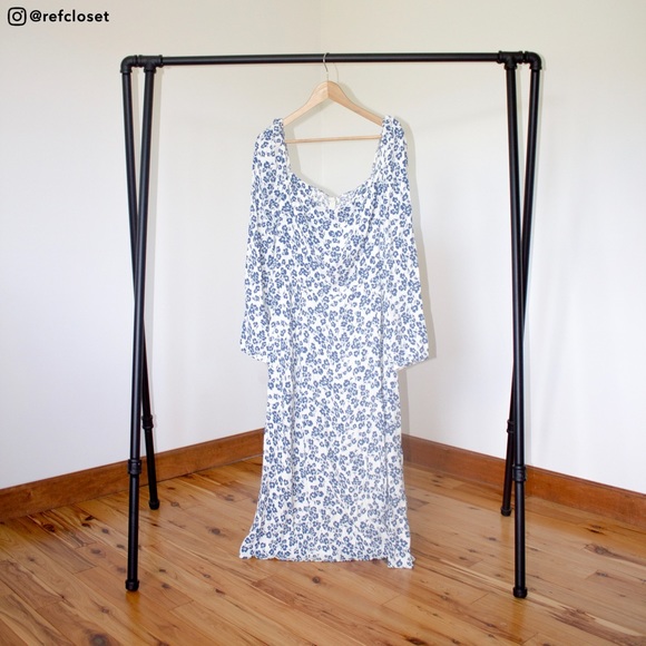 Reformation Sigmund Dress (Milanesa) - Picture 2 of 4